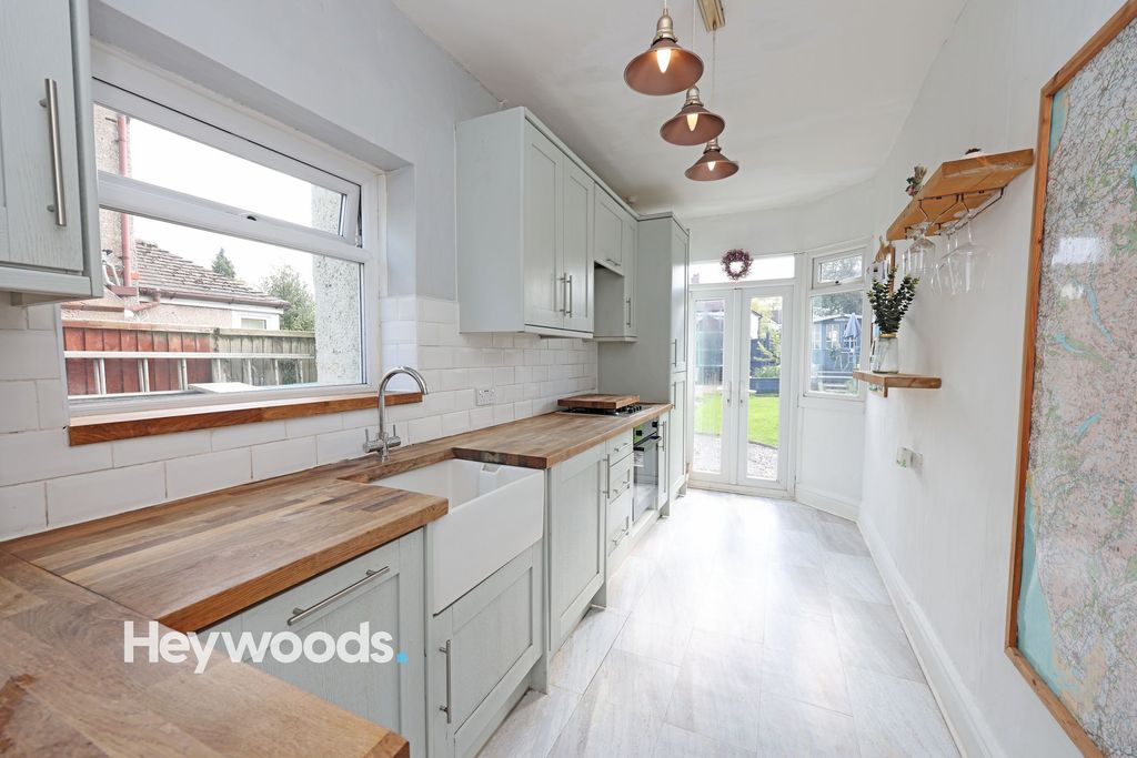 Additional image 3 of 3 bed semi-detached house for saleSeabridge Road, Newcastle ST5