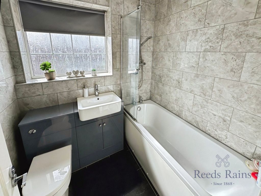 Additional image 19 of 4 bed detached house for saleFairoak Road, Newcastle, Staffordshire ST5
