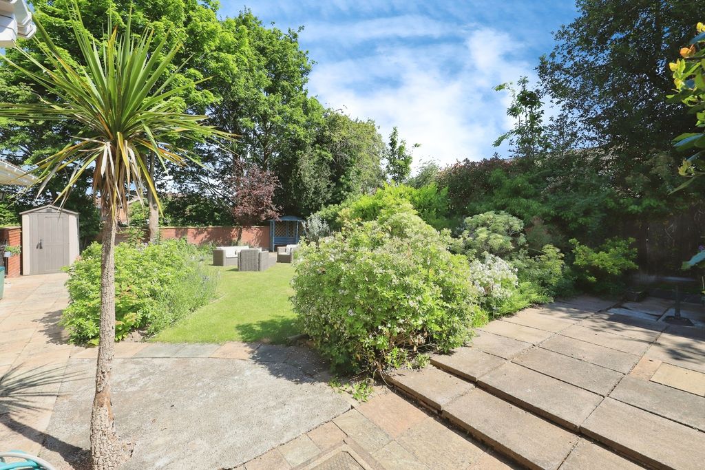 Additional image 18 of 4 bed detached house for saleStokesay Avenue, Perton Wolverhampton, Staffordshire WV6