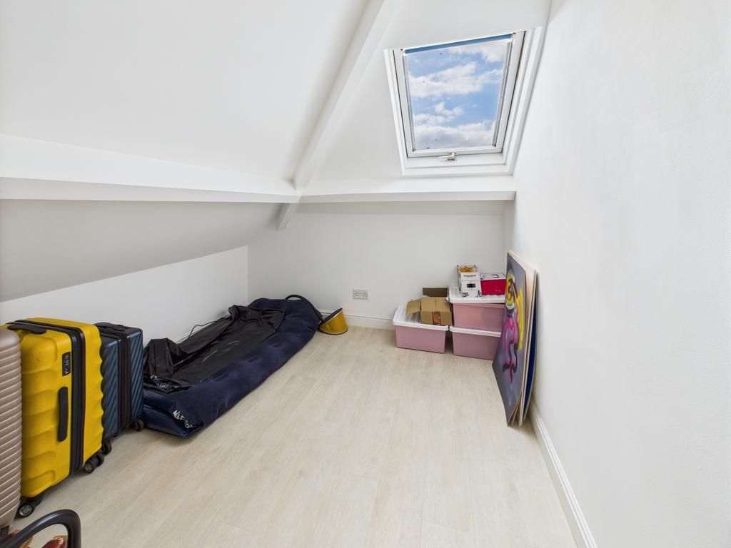 Additional image 27 of 5 bed semi-detached house for saleMeadhurst Road, Leicester LE3