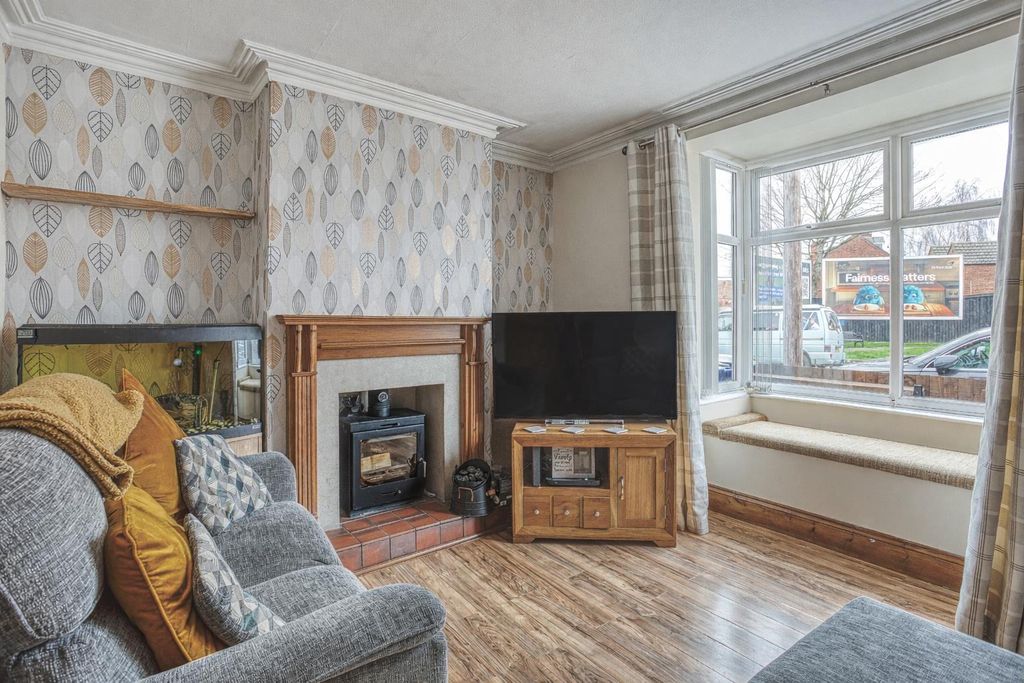 Additional image 2 of 3 bed terraced house for saleField Lane, Burton-On-Trent DE13