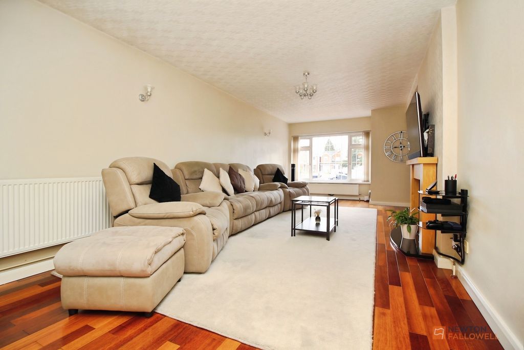 Additional image 8 of 5 bed detached house for saleChalvington Close, Evington, Leicester LE5