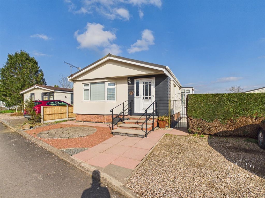 Additional image 22 of 2 bed detached bungalow for saleSpringfield Park, Wykin Road, Hinckley LE10