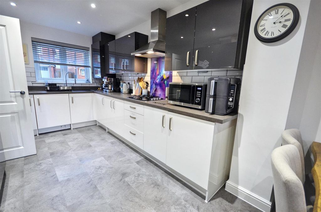 Additional image 3 of 3 bed semi-detached house for saleWardle Croft, Stone ST15
