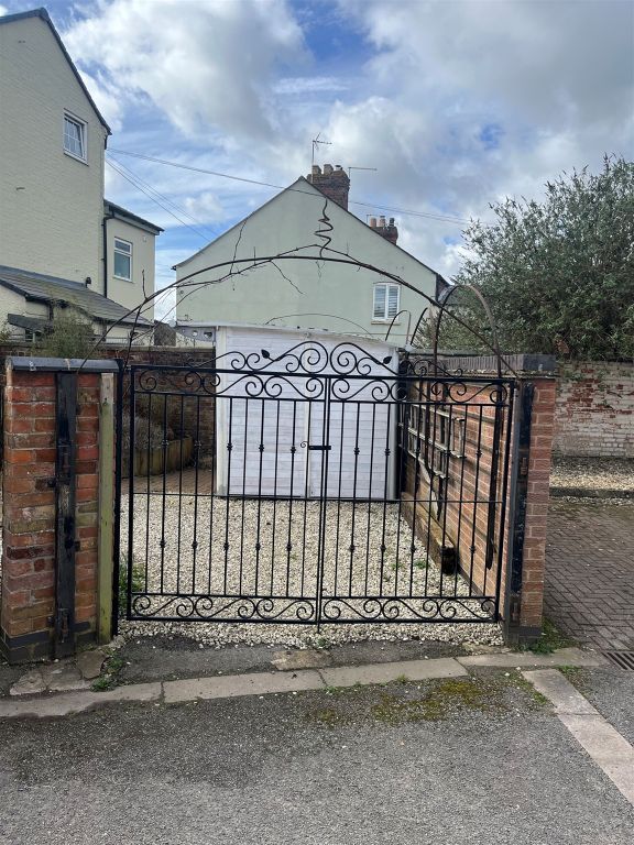 Additional image 5 of 5 bed property for saleLeicester Road, Oakham LE15