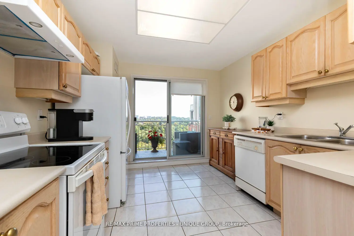 Additional image 9 of 18 Concorde Place 808