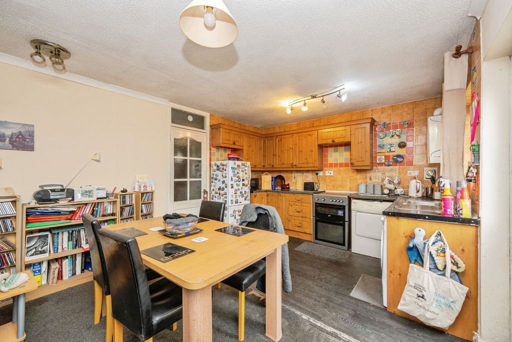 Additional image 6 of 3 bed semi-detached house for saleCrossfell, Wilnecote, Tamworth, Staffordshire B77