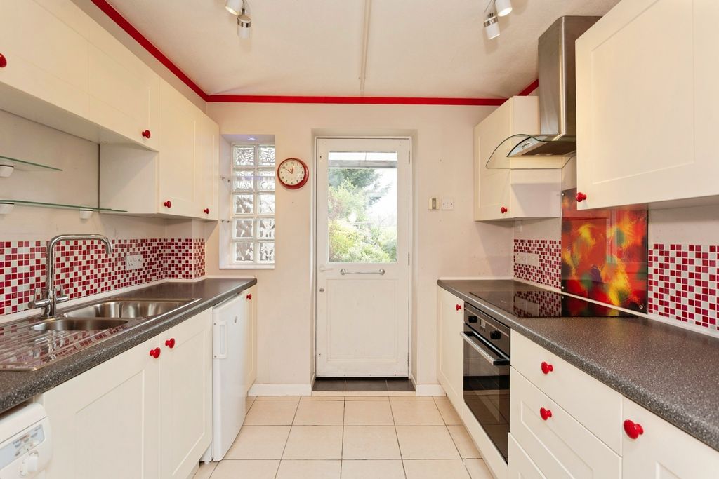 Additional image 4 of 3 bed semi-detached house for saleHomefield Road, Sileby, Loughborough, Leicestershire LE12