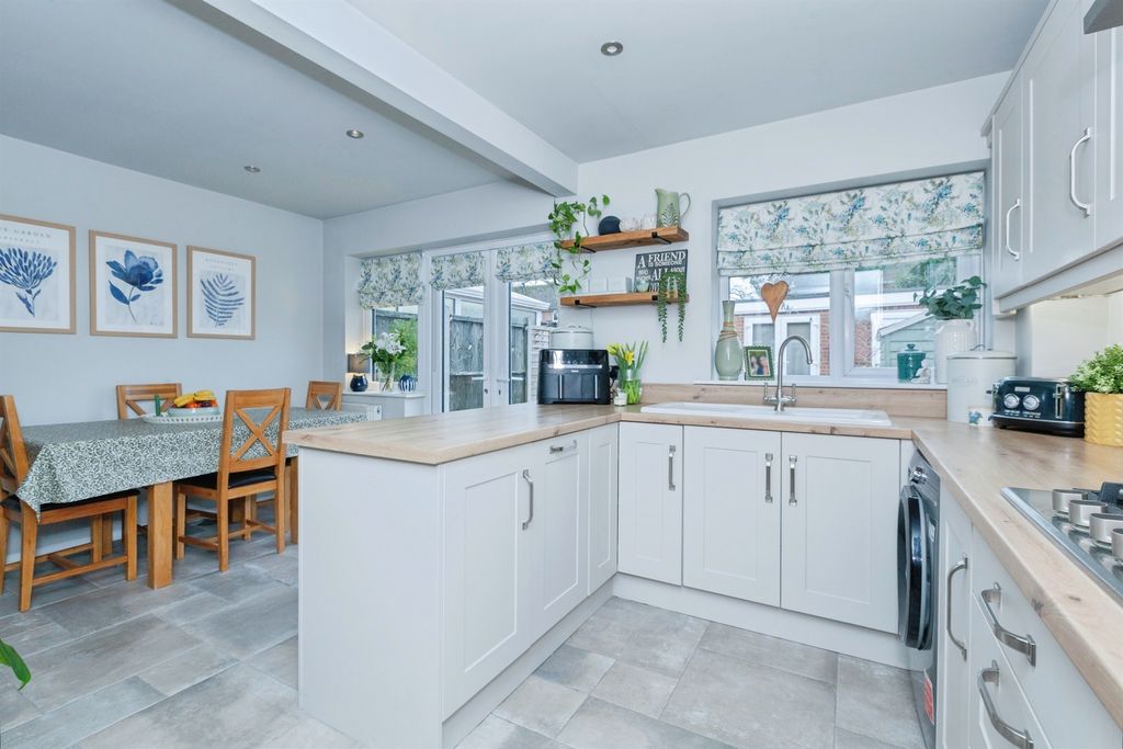3 bed semi-detached house for saleCookes Drive, Broughton Astley, Leicester LE9