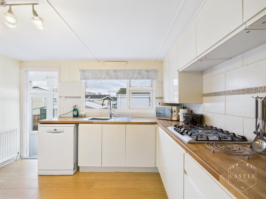 Additional image 7 of 2 bed detached bungalow for saleSpringfield Park, Wykin Road, Hinckley LE10