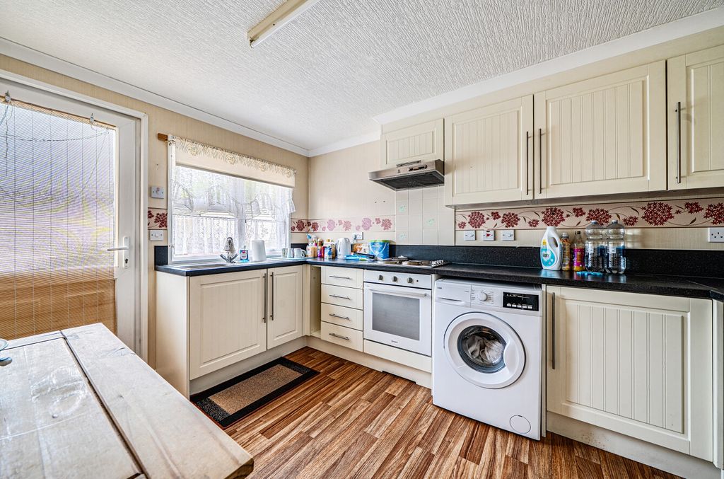 Additional image 6 of 2 bed mobile/park home for saleBrook Meadow, Wroughton, Swindon SN4