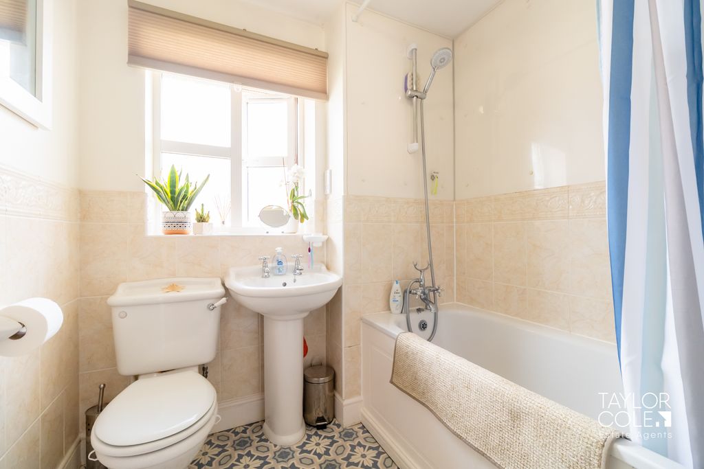 Additional image 30 of 4 bed detached house for saleKensington Drive, Tamworth B79