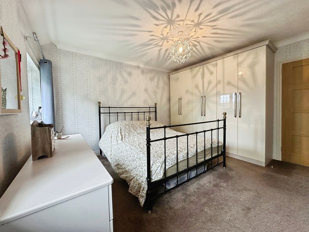 Additional image 12 of 3 bed terraced house for saleCastlecroft Avenue, Castlecroft, Wolverhampton WV3