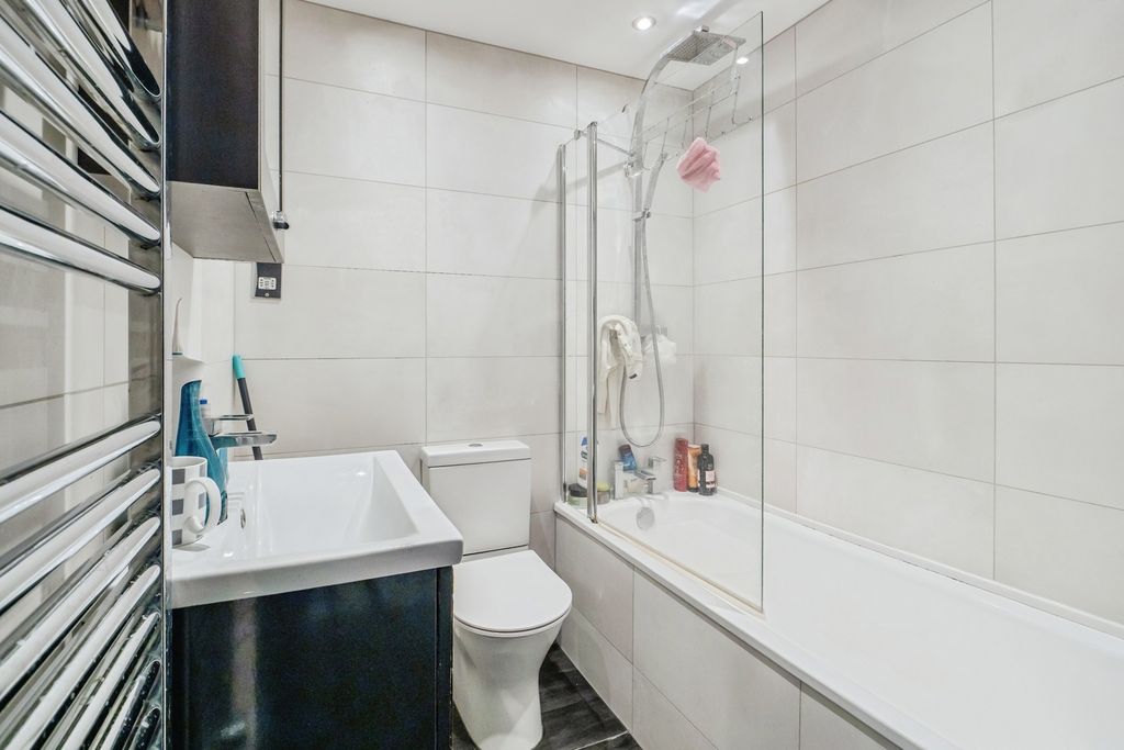 Additional image 6 of 2 bed flat for saleCharles Street, Leicester, Leicestershire LE1