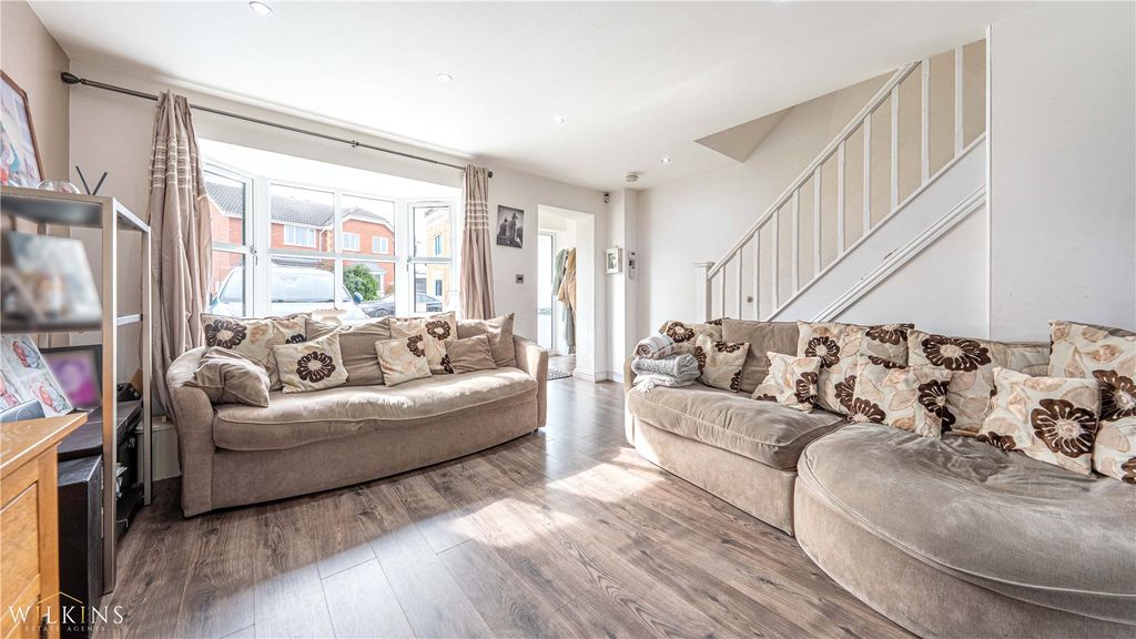 Additional image 5 of 4 bed semi-detached house for saleSuffolk Way, Tamworth, Staffordshire B78