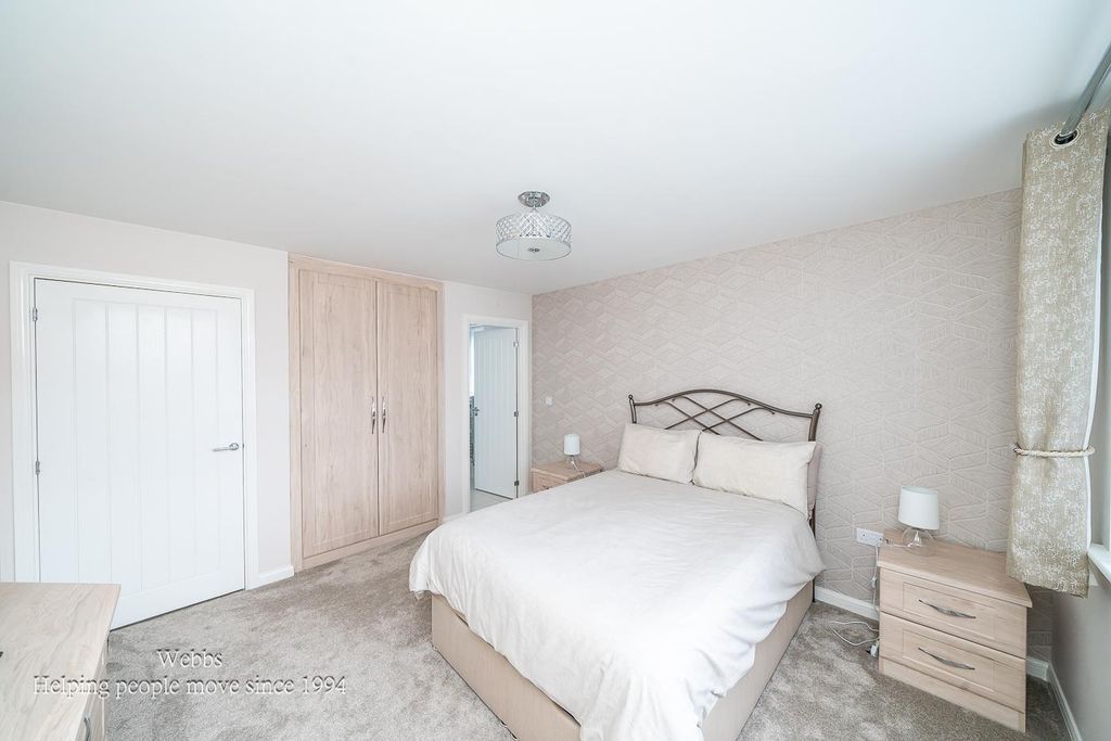 Additional image 15 of 4 bed detached house for saleElder Avenue, Essington, Wolverhampton WV11