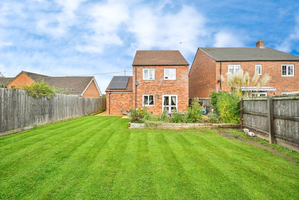 3 bed detached house for saleCross Butts, Eccleshall, Stafford, Staffordshire ST21 photo 3