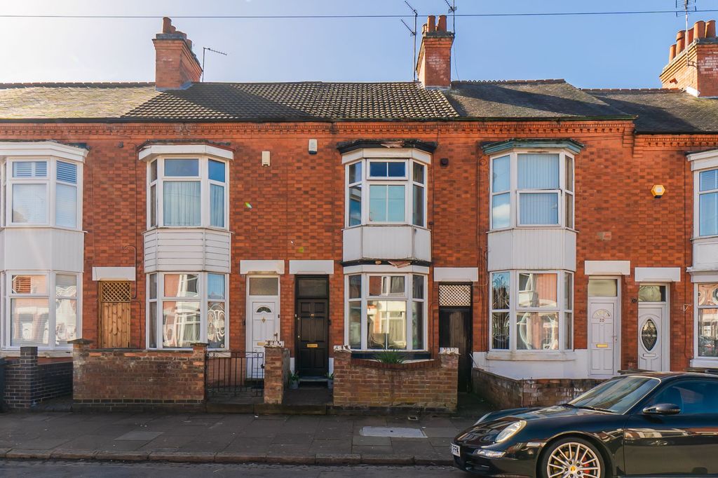 2 bed terraced house for saleHopefield Road, Leicester LE3
