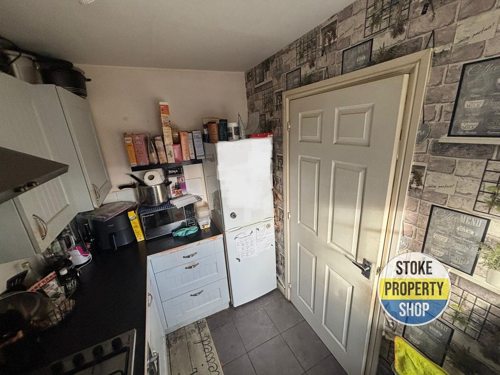 Additional image 2 of 2 bed terraced house for saleBoatman Walk, Stoke-On-Trent ST1