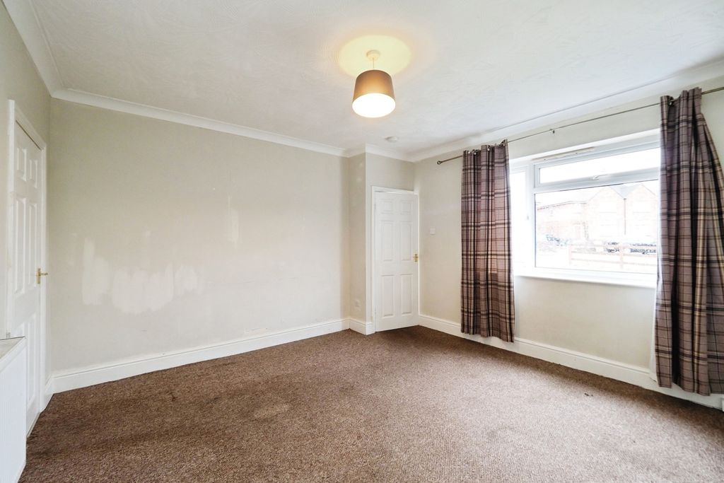 Additional image 4 of 3 bed semi-detached house for saleWorcester Road, Burton-On-Trent, Staffordshire DE15
