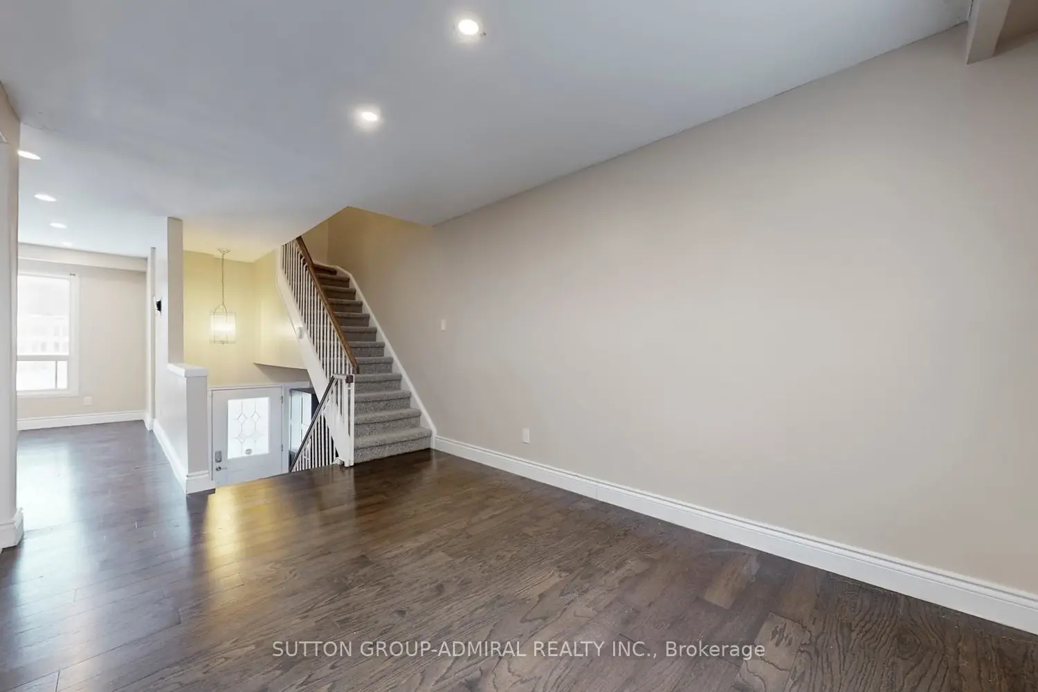 Additional image 13 of 64 Bronte Street 8
