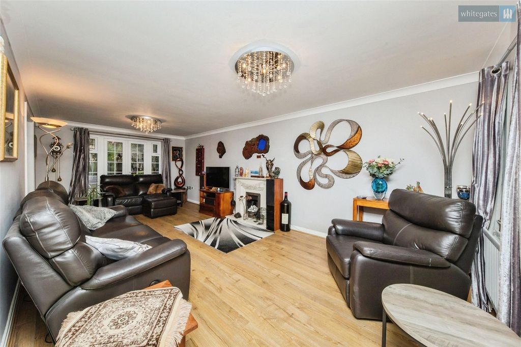Additional image 6 of 5 bed detached house for saleSt. Augustines Drive, Weston, Crewe, Cheshire CW2