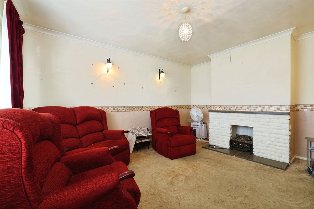 Additional image 5 of 2 bed detached bungalow for saleBeacon Close, Amesbury, Salisbury SP4