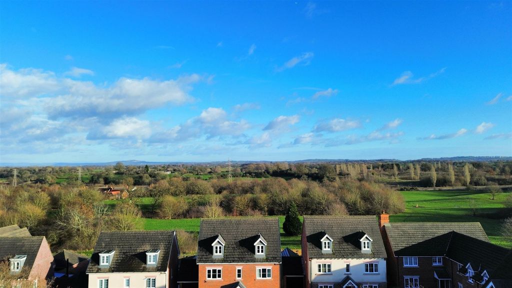 Additional image 26 of 5 bed detached house for saleChesterton Way, Weston, Crewe CW2