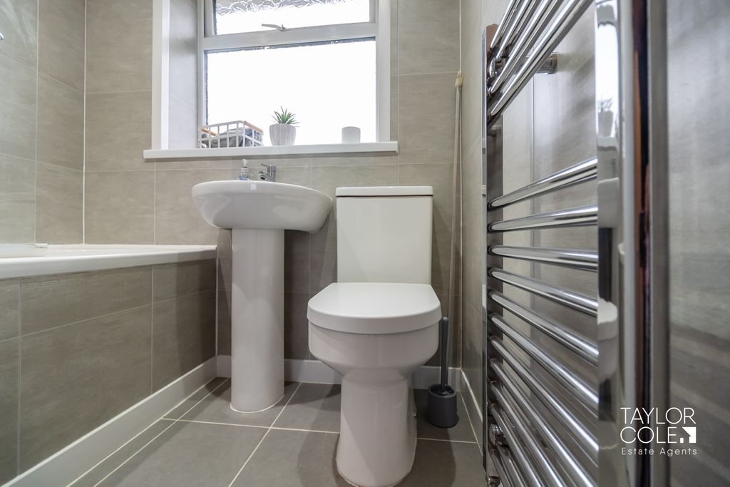 Additional image 24 of 4 bed semi-detached house for saleHighcliffe Road, Tamworth B77