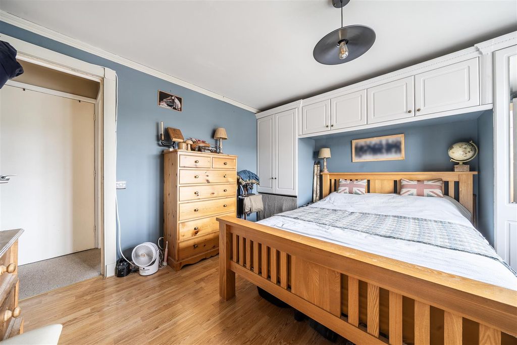 Additional image 11 of 5 bed detached house for saleBramble Drive, Chippenham SN15