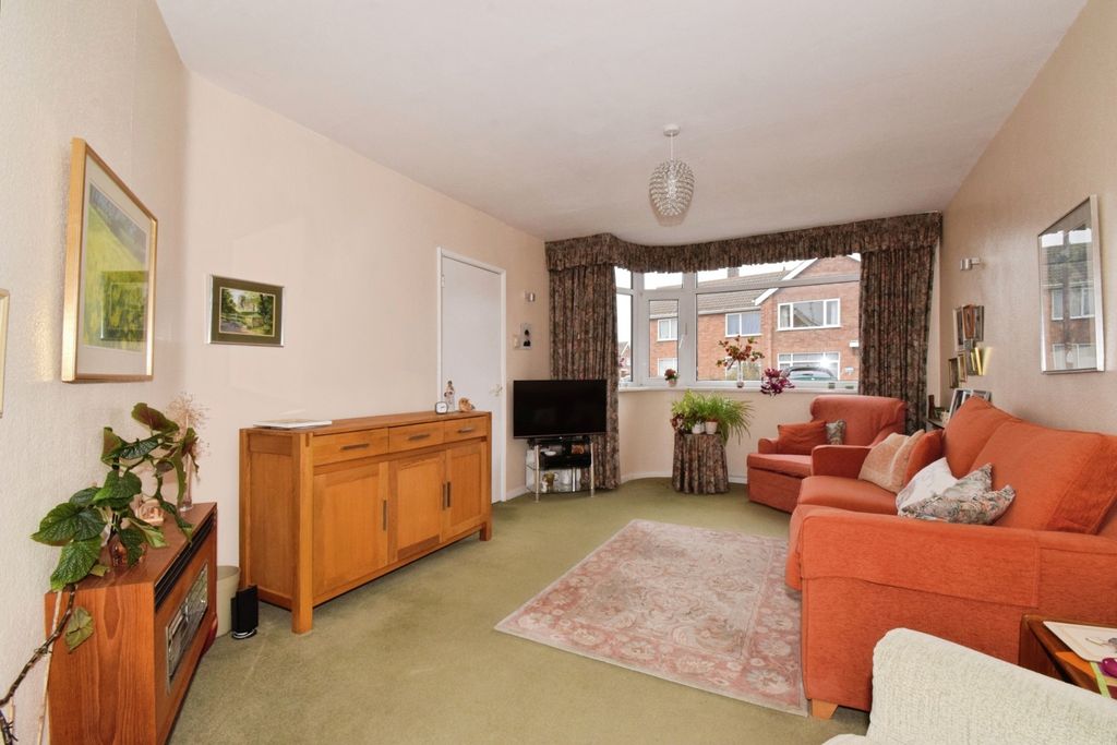 Additional image 4 of 3 bed semi-detached house for saleHighgate Avenue, Birstall, Leicester, Leicestershire LE4