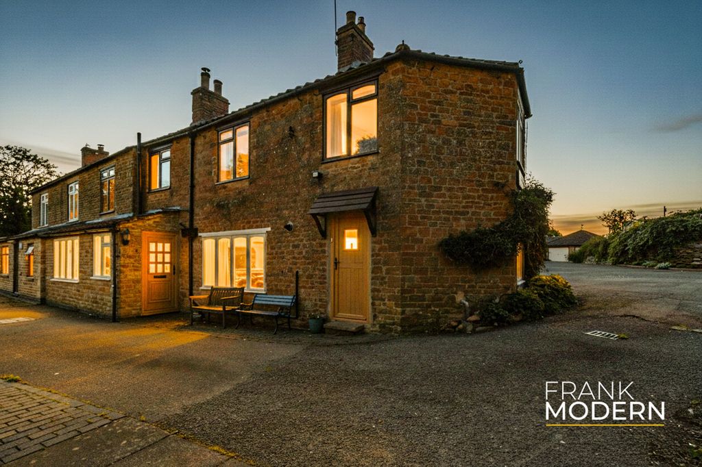 3 bed semi-detached house for saleThe Nook, Bursnells Lane, Wymondham LE14