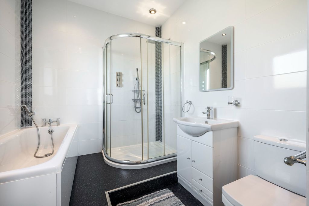 Additional image 52 of 5 bed detached house for saleWallace Court, Cheslyn Hay, Walsall WS6