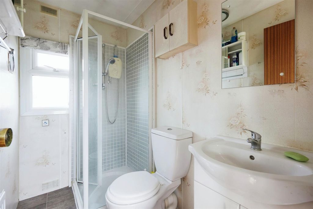 Additional image 12 of 1 bed mobile/park home for saleHolders Road, Amesbury, Salisbury SP4