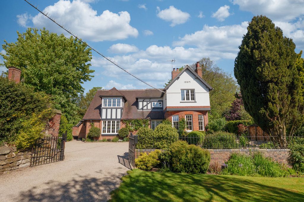 4 bed detached house for saleMain Road Newton Regis Tamworth, Staffordshire B79