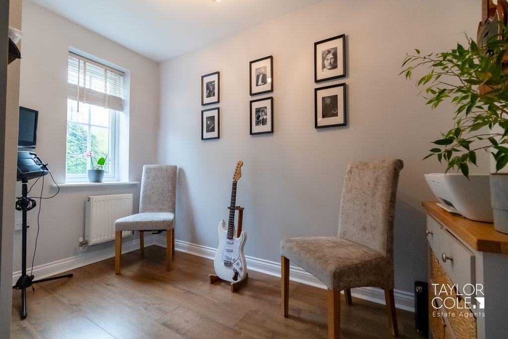 Additional image 10 of 3 bed semi-detached house for saleBarlow Avenue, Tamworth B77