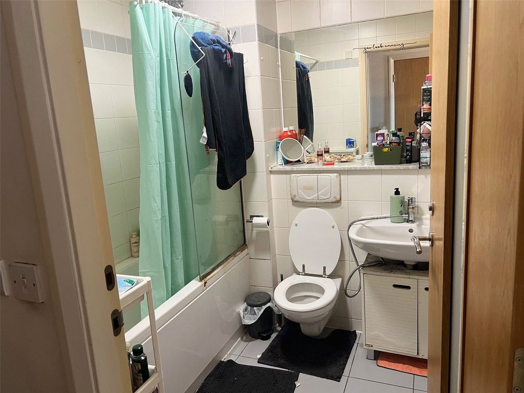 Additional image 12 of 2 bed flat for saleJunior Street, Leicester, Leicestershire LE1