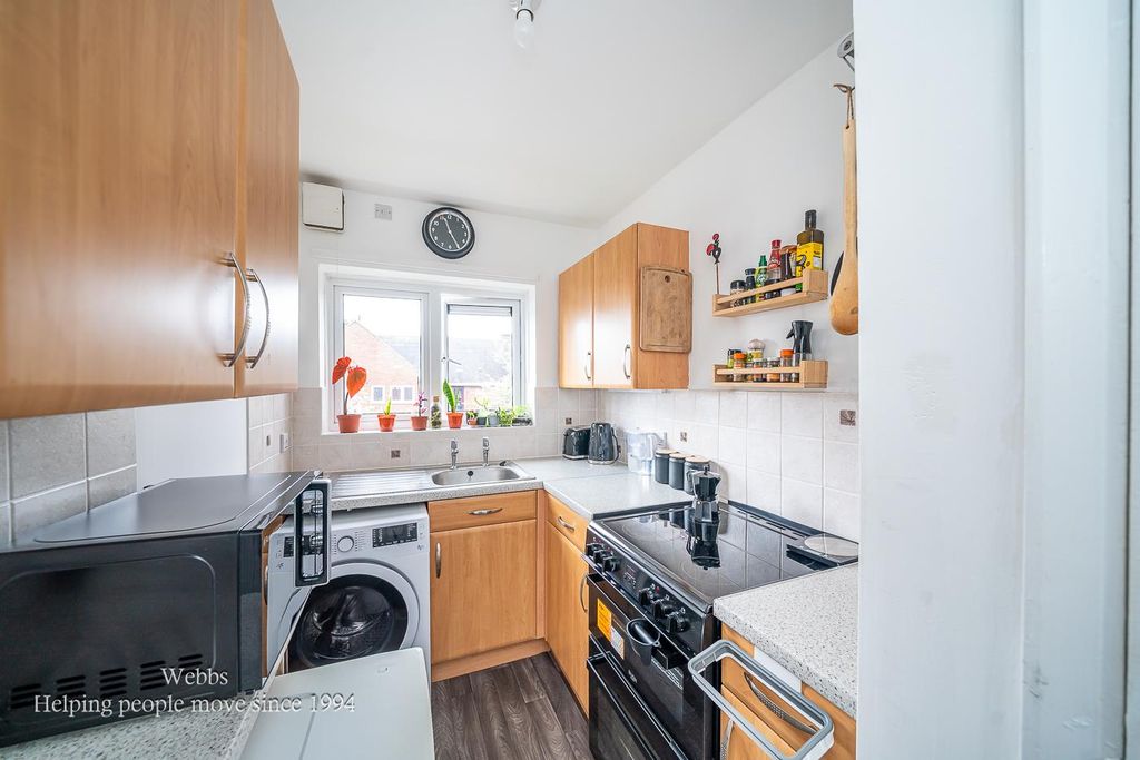 Additional image 2 of 1 bed flat for salePerks Road, Wolverhampton WV11