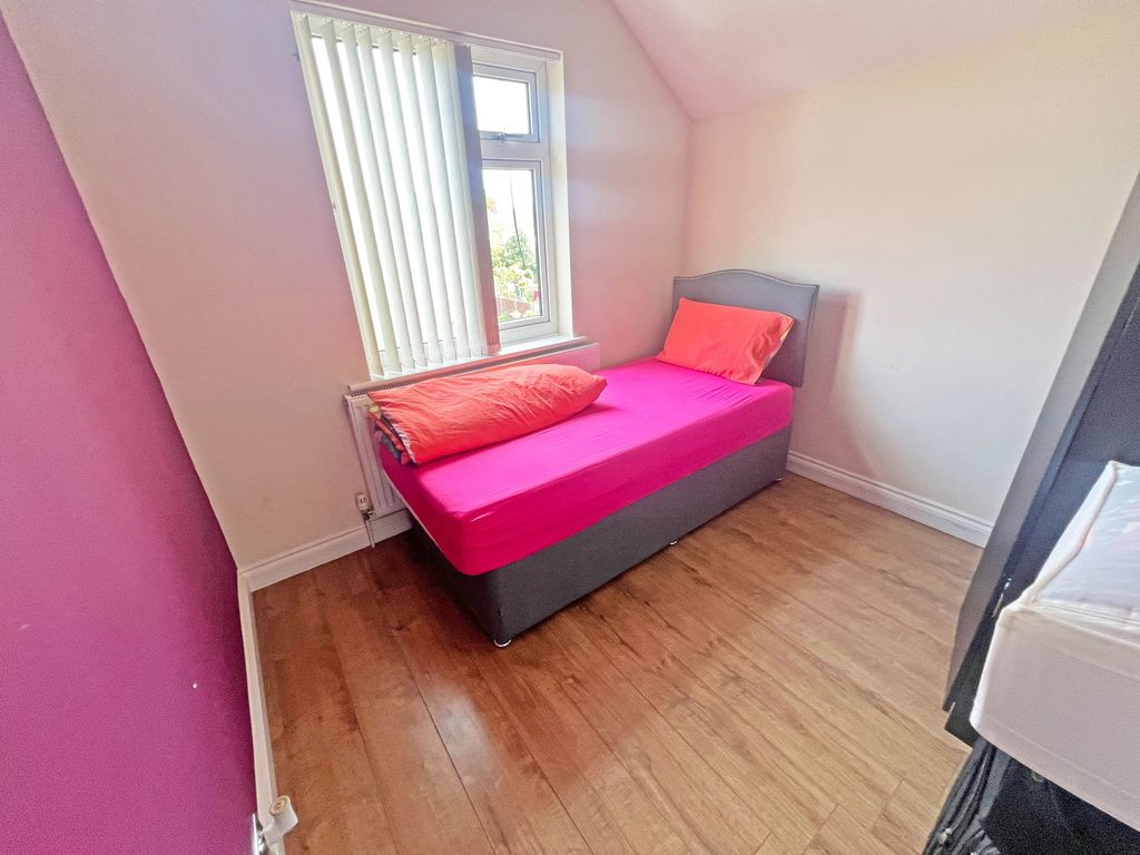 Additional image 21 of 3 bed semi-detached house for saleShetland Road, Leicester, Leicestershire LE4