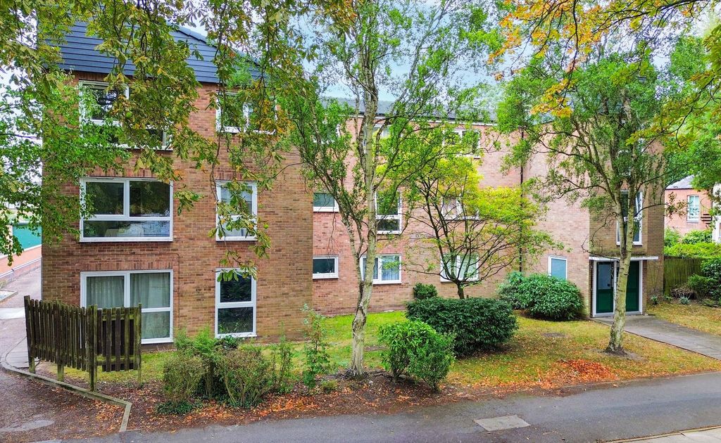 Additional image 9 of 1 bed flat for saleChestnut House, Knighton Drive, Stoneygate, Leicester LE2