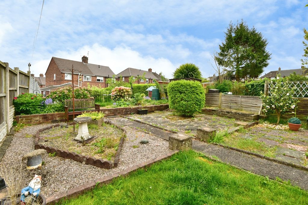 Additional image 13 of 2 bed semi-detached house for saleRydal Way, Newcastle, Staffordshire ST5