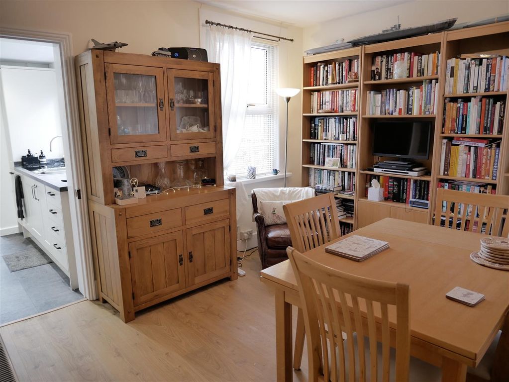 Additional image 3 of 2 bed semi-detached house for saleLondon Road, Chippenham SN15