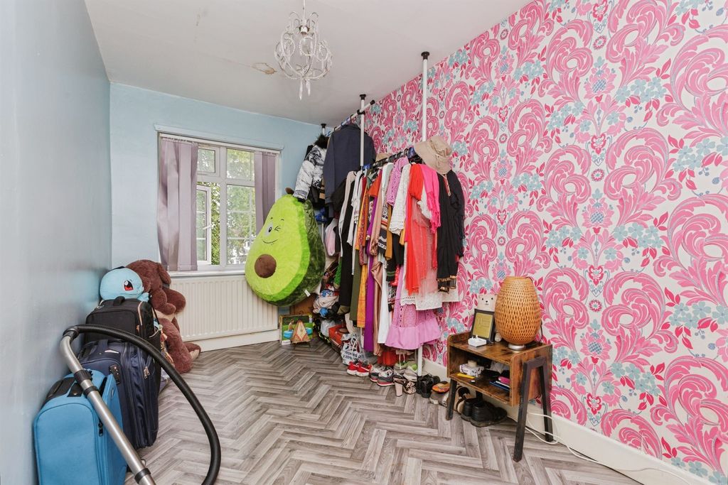 Additional image 11 of 4 bed semi-detached house for saleSpencefield Lane, Leicester LE5