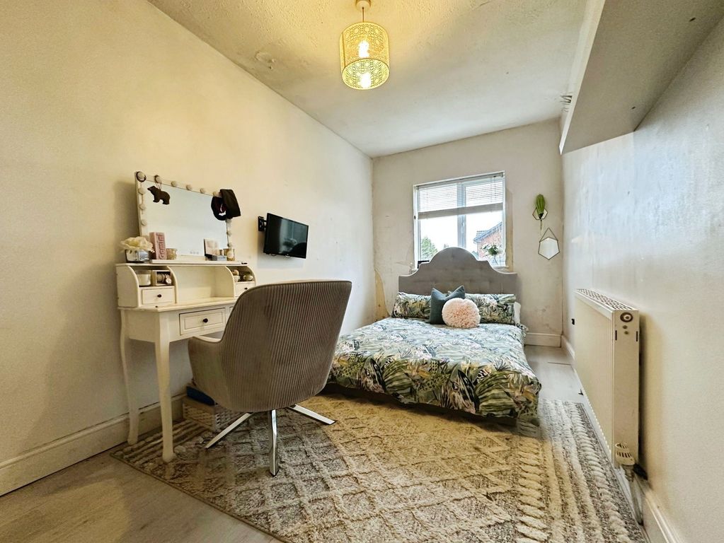 Additional image 17 of 4 bed end terrace house for saleBroad Lane, Finchfield, Wolverhampton WV3