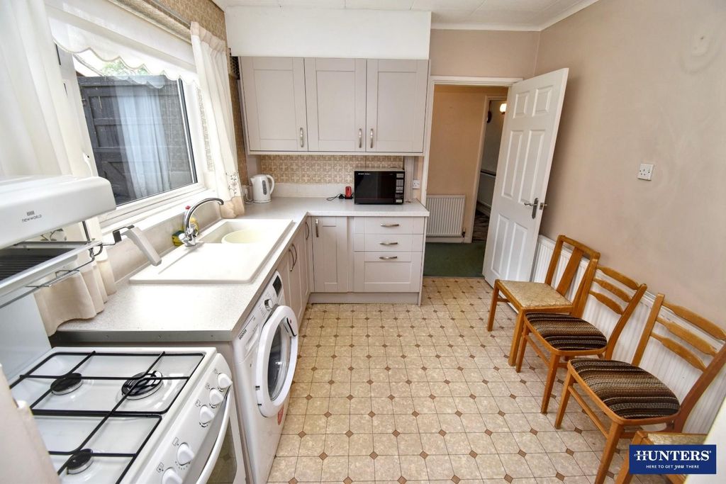 Additional image 12 of 2 bed semi-detached bungalow for saleDorset Avenue, Wigston LE18