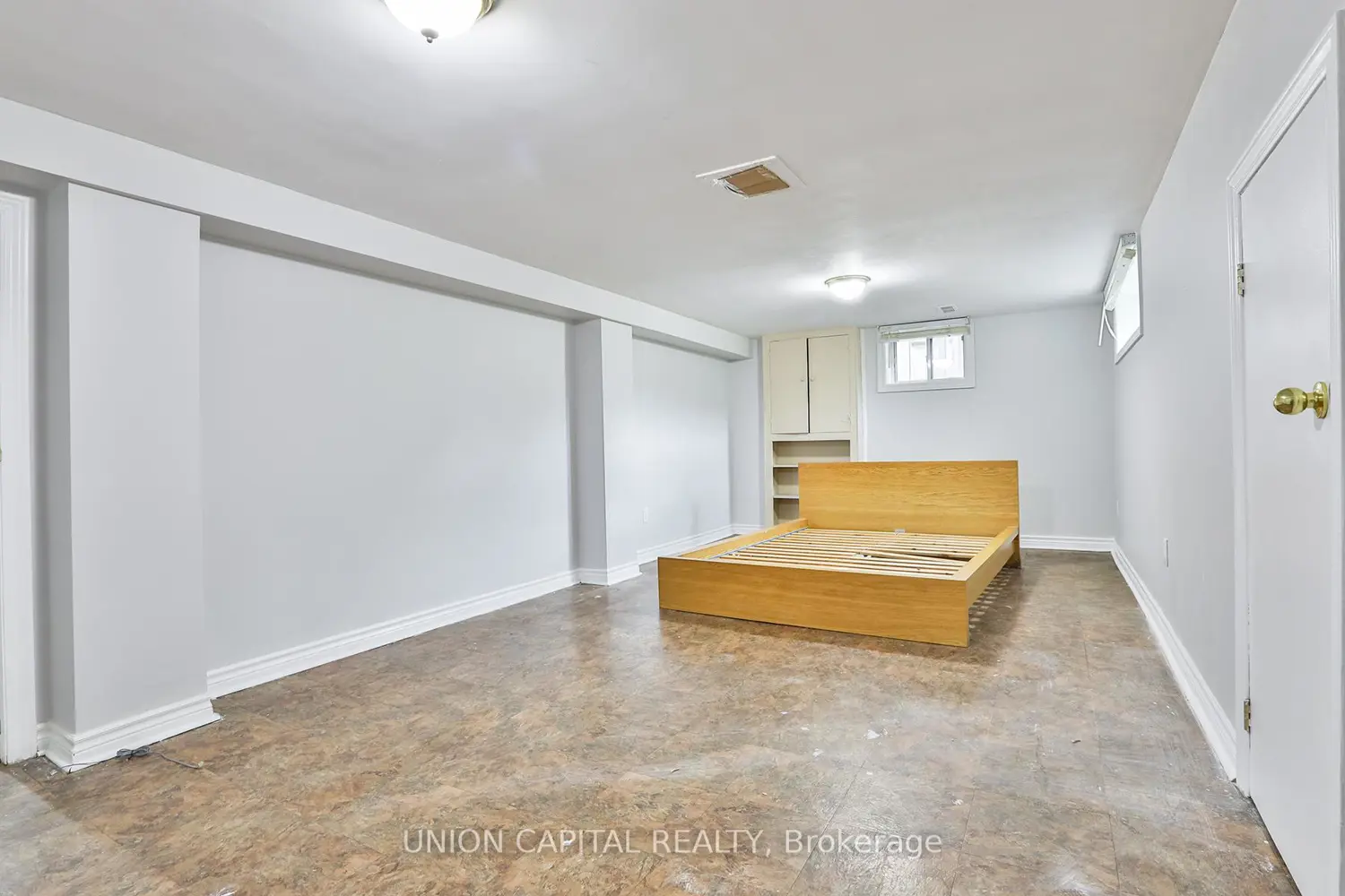 Additional image 13 of 38 Claver Avenue