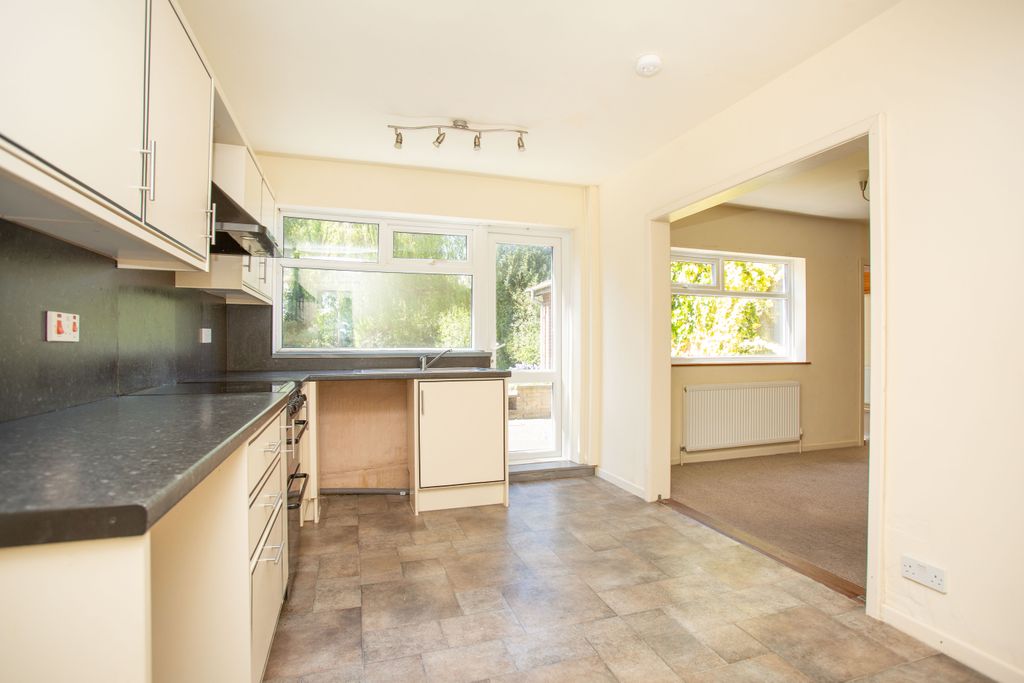 Additional image 12 of 3 bed detached house for saleThe Green, Bonehill, Tamworth B78