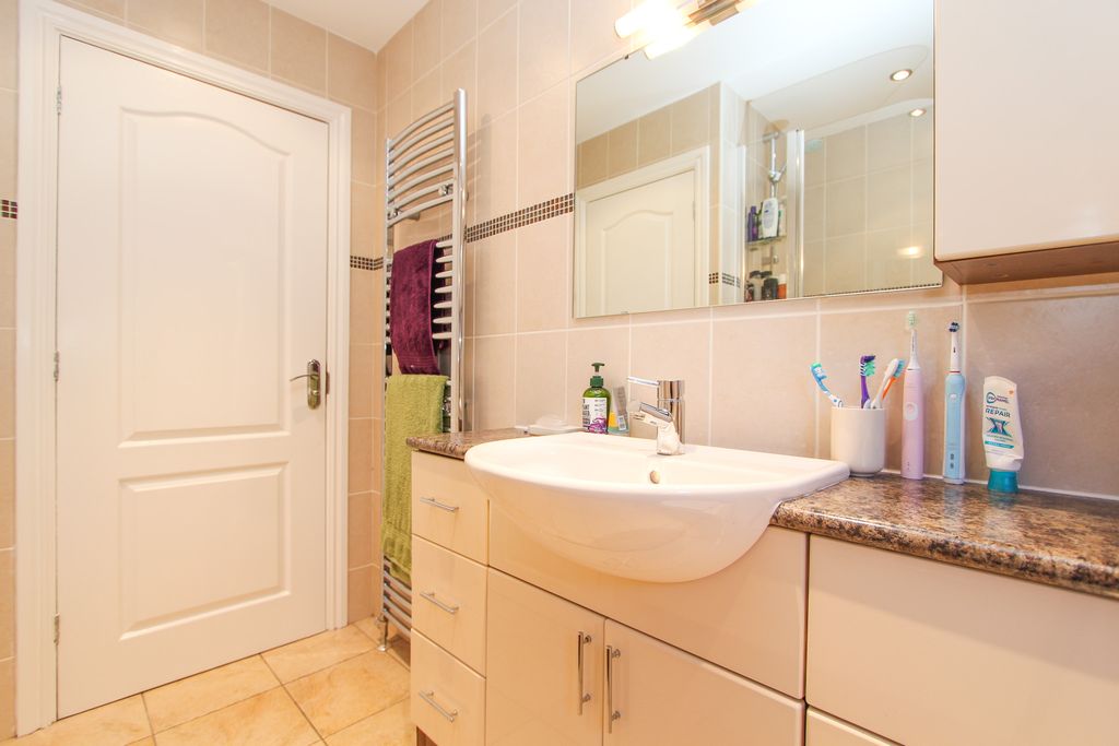 Additional image 27 of 4 bed detached house for saleMoat Drive, Drayton Bassett, Tamworth B78