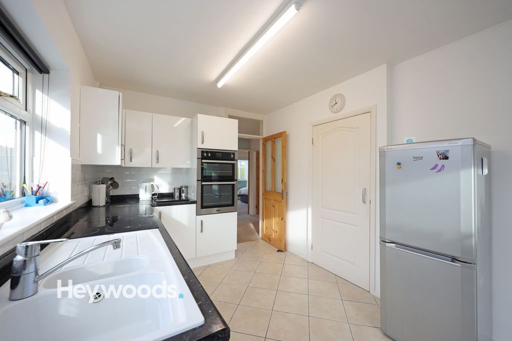Additional image 3 of 2 bed detached bungalow for saleGolborn Avenue, Meir Heath, Stoke On Trent ST3