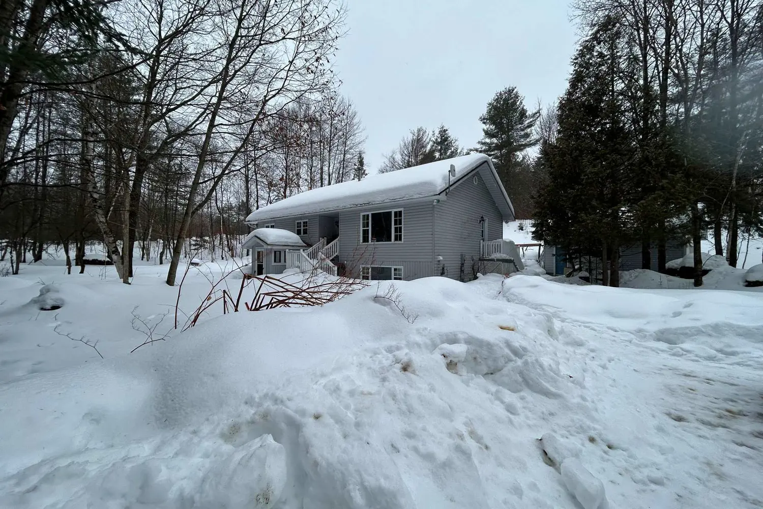 Additional image 2 of 1041 Welch Road